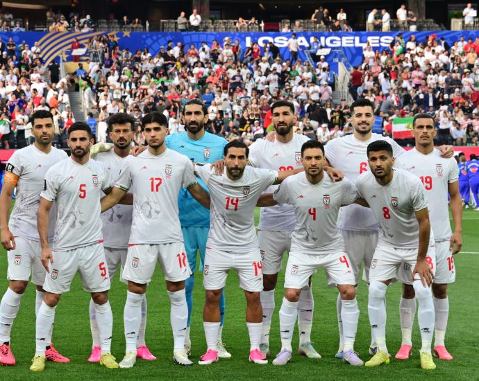football-upstages-politics-as-iranians-rally-behind-their-team-at-world-cup