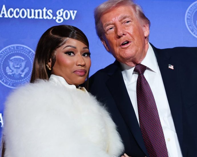 nicki-minaj’s-birthday-greeting-for-the-traitor-is-weirding-some-people-out-for-1-reason