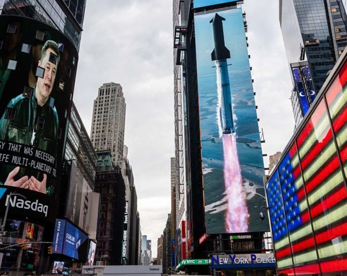 SpaceX IPO brings Starship to NYC | Space photo of the day for June 16, 2026