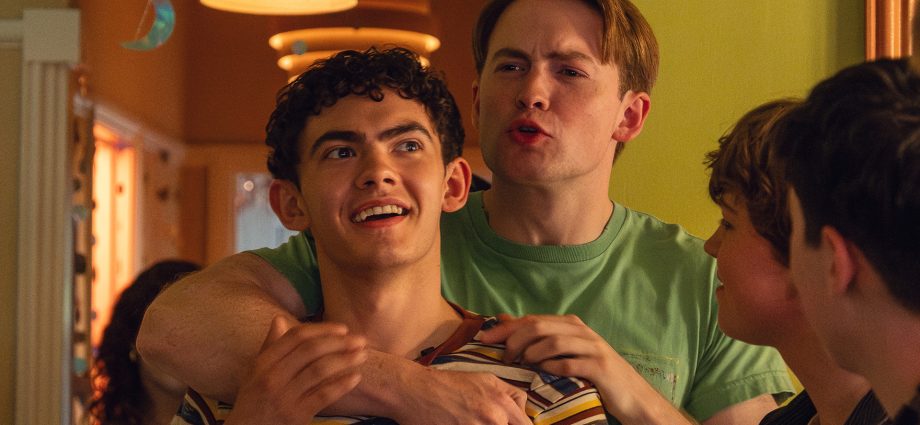 the-‘heartstopper-forever’-trailer-just-made-us-cry-in-under-3-minutes