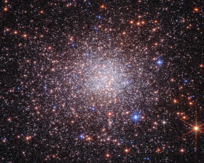 nasa-webb,-hubble-reveal-history-of-relic-of-milky-way’s-formation