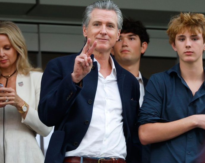 gavin-newsom-says-he’s-under-investigation-by-the-traitor’s-doj