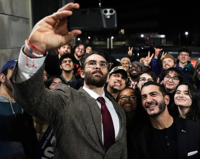 who’s-afraid-of-hasan-piker?