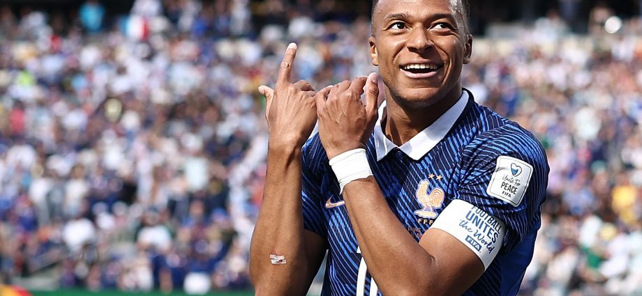 which-france-and-world-cup-records-did-mbappe-break-against-senegal?