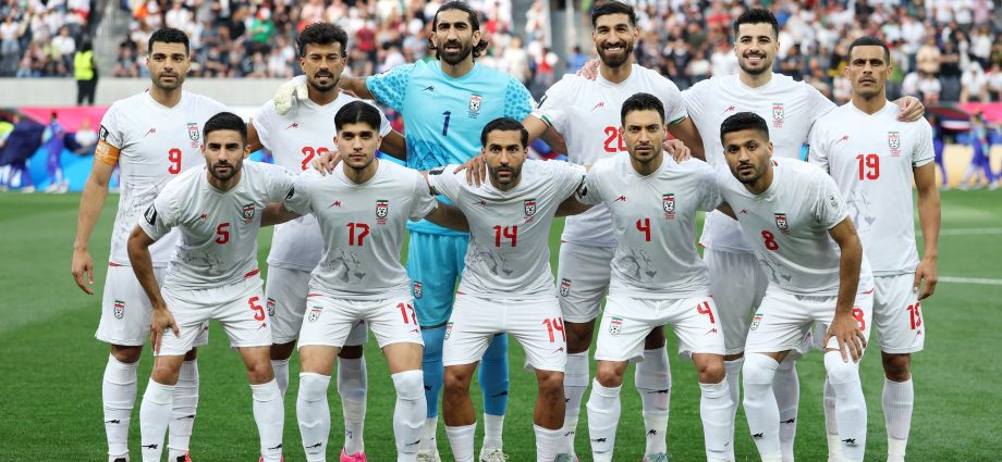 coach-says-iran’s-team-forced-out-of-us-after-monday-world-cup-match