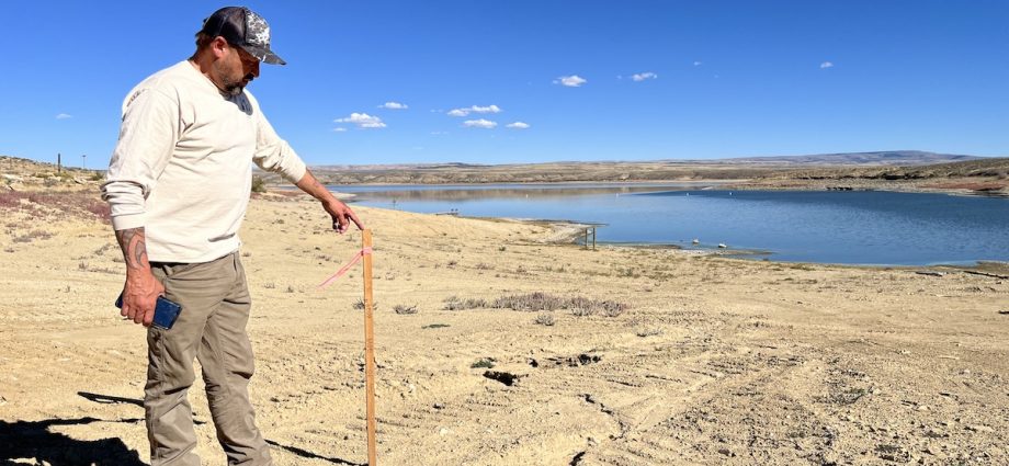 emergency-drawdown-at-flaming-gorge-hits-its-recreation-economy