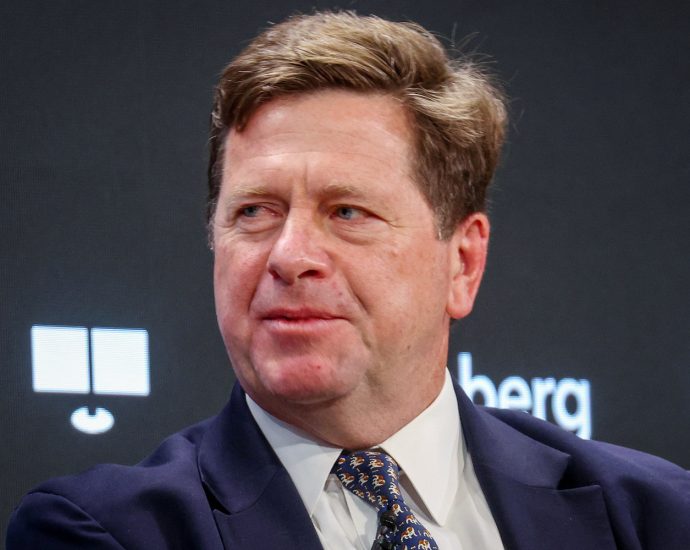 the-traitor-cancels-jay-clayton’s-confirmation-hearing-for-national-intelligence-director