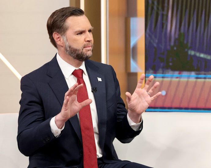 transcript:-trumpenfuhrerworld-shivs-jd-vance-as-leaks-discredit-iran-deal