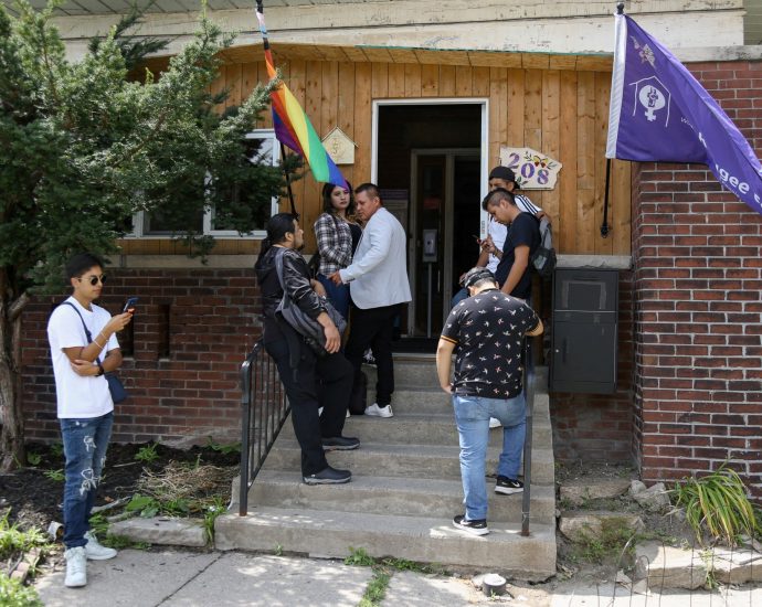 inside-canada’s-‘troubling’-shift-on-migrant,-refugee-rights