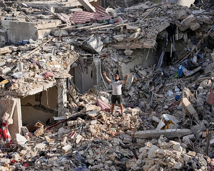israel-continues-strikes-on-lebanon-ahead-of-anticipated-us-iran-framework-deal
