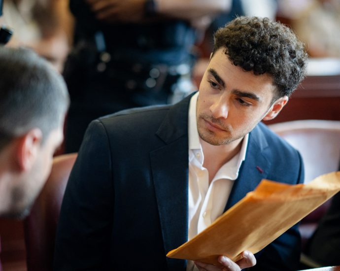 luigi-mangione-to-use-psychiatric-defence-in-healthcare-ceo-murder-case