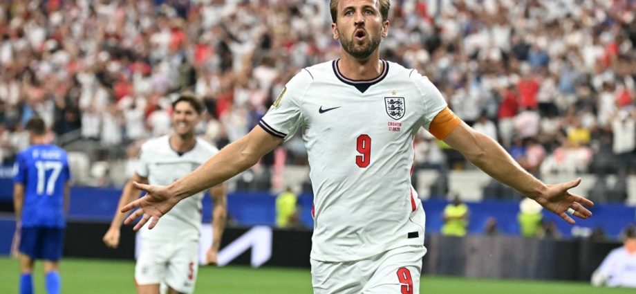 kane-double-fires-england-past-croatia-in-world-cup-thriller
