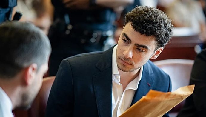 luigi-mangione-to-use-psychiatric-defence-in-health-ceo-murder-trial,-judge-says