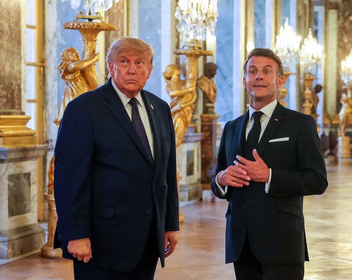the-traitor-can’t-sell-his-lies,-even-in-versailles