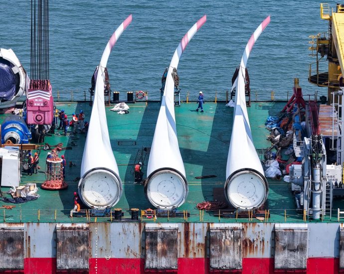 white-house-buys-out-more-offshore-wind-leases,-bringing-total-cost-to-$2.5-billion