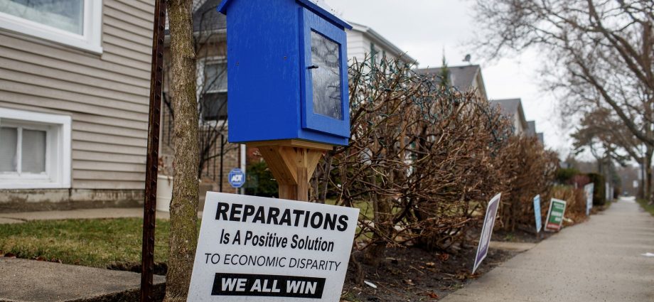 chicago-suburb’s-reparations-for-black-residents-are-unconstitutional,-doj-alleges