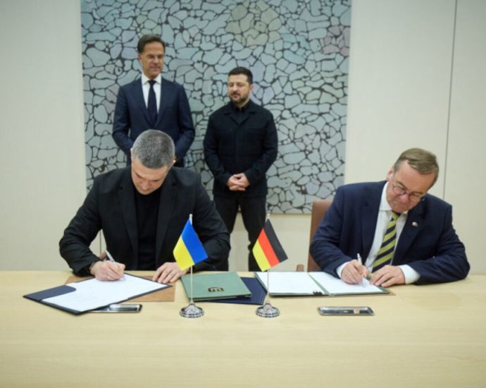 ukraine,-germany-to-jointly-develop-anti-ballistic-air-defense-system-amid-increased-attacks