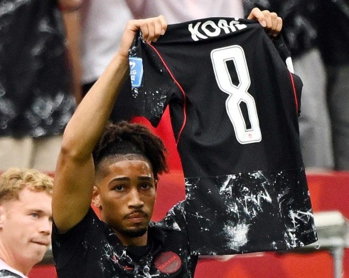 canada-vs-qatar-world-cup:-3-goals-for-david,-2-red-cards,-1-injured-kone