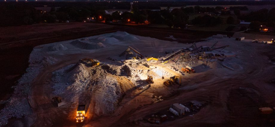 alabama-limestone-quarry-settles-lawsuit-over-dust,-noise
