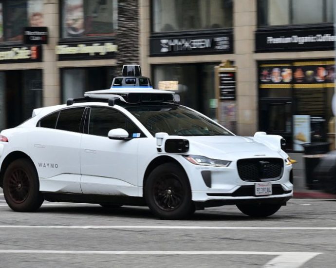 waymo-recalls-nearly-3.9k-robotaxis-after-construction-zone-incidents