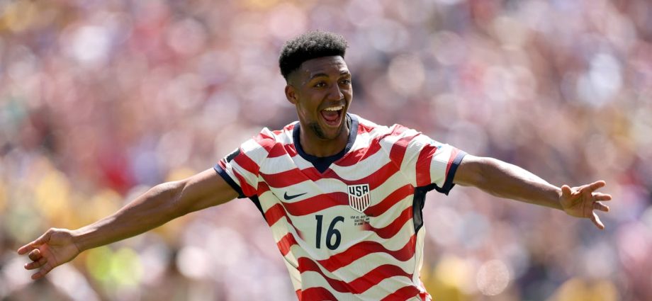 ‘Disasterclass’ as timid Socceroos fail to show enough ambition against United States