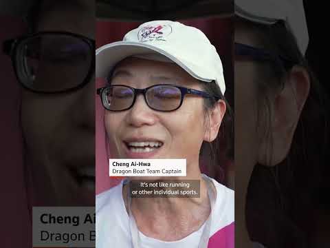racers-chase-fun-during-taiwan’s-dragon-boat-festival