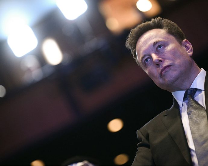 elon-musk-and-the-trillionaire-class-test-democracy’s-limits