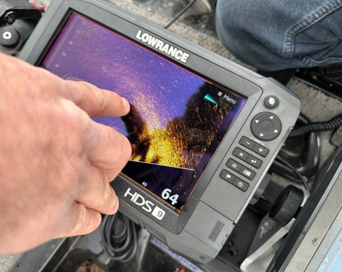 some-anglers-praise-forward-facing-sonar,-others-say-high-tech-fishing-ruins-a-day-at-the-lake