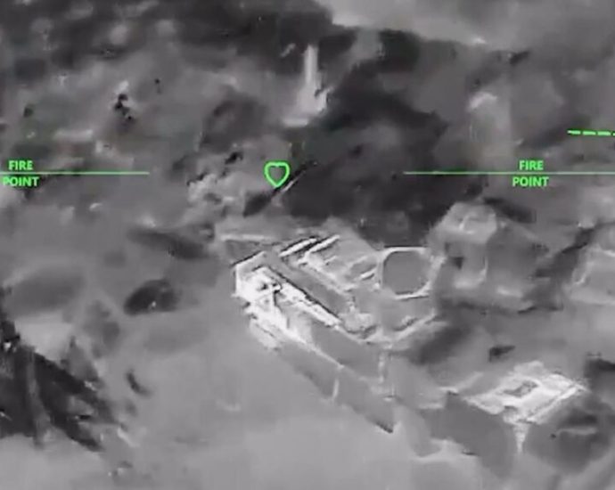 ukrainian-commander:-russia-can’t-buy-the-air-defense-to-hold-crimea-the-microchips-don’t-exist.