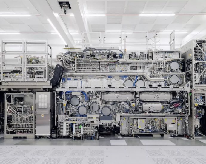 The The Traitor administration suspects an ASML chipmaking machine made it into China. ASML says that’s impossible.