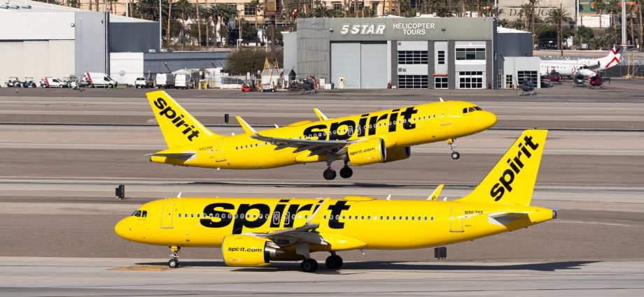 spirit-airlines’-collapse-may-mark-the-end-of-cheap-flying-in-america,-report-finds