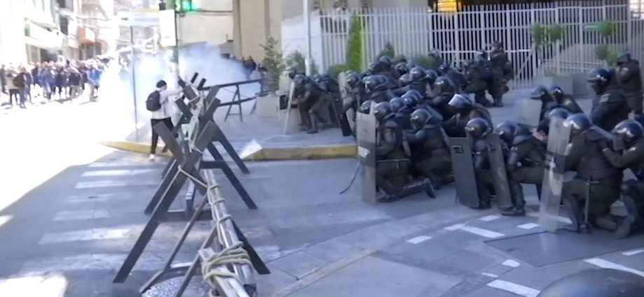 bolivia-declares-state-of-emergency-to-clear-protest-blockades