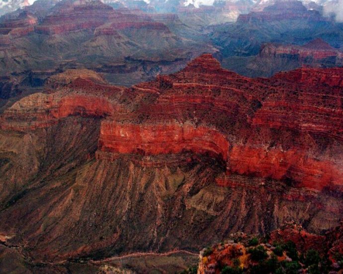 extreme-heat-expected-again-at-the-grand-canyon-after-3-hikers-die-in-heat-related-incidents