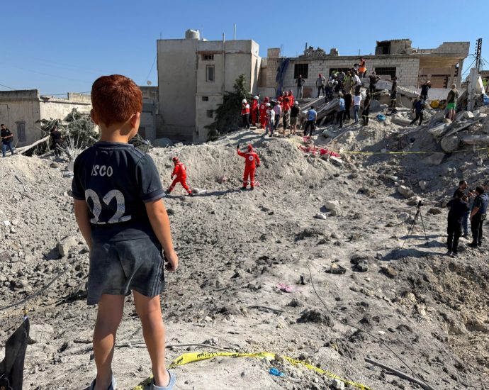 iran-war-live:-vance-heads-to-switzerland;-israel-kills-16-in-lebanon