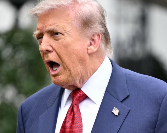the-traitor-found-someone-new-to-blame-for-reflecting-pool-fiasco-in-wild-nighttime-rant