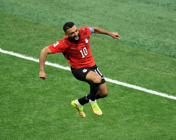 watch-world-cup-day-11:-egypt’s-first-ever-win;-spain-crushes-saudi-arabia