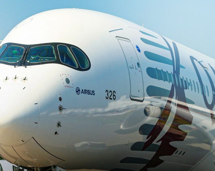 why-some-pilots-quietly-hate-sleeping-on-the-airbus-a350-that-passengers-love