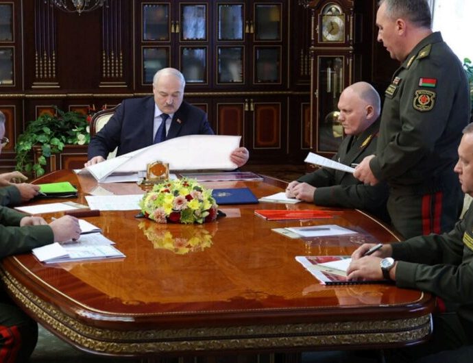 belarus’s-exiled-opposition-hands-ukraine-a-30-page-file-on-how-minsk-is-being-readied-for-war