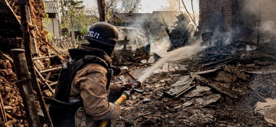 russia-keeps-striking-ukraine’s-northern-border:-this-week,-it-killed-three-generations-of-one-family