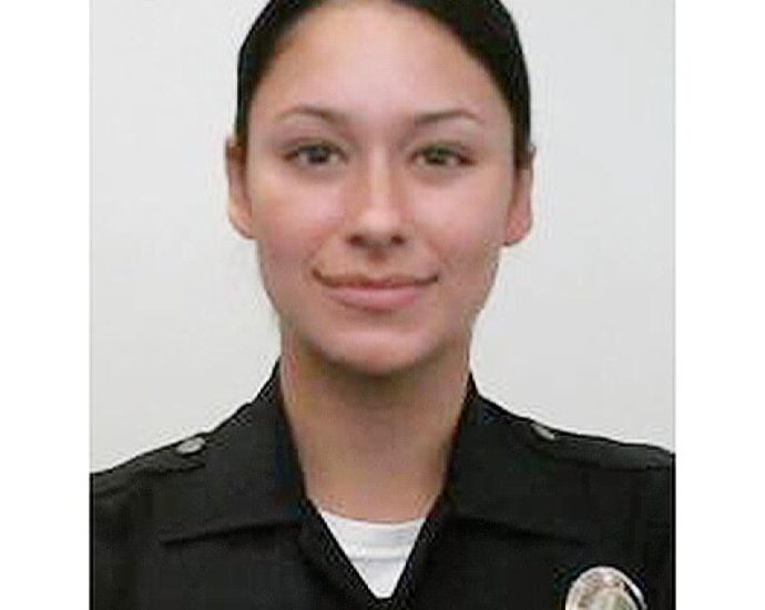 supreme-court-says-ex-lapd-officer-may-be-sued-for-excessive-force-in-street-shooting