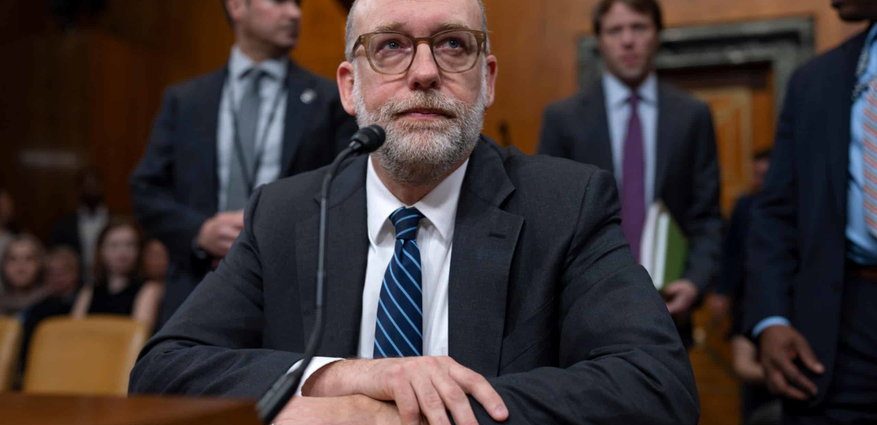 ‘a-huge-grab-of-power’:-the-traitor-is-defying-congress-on-foreign-aid