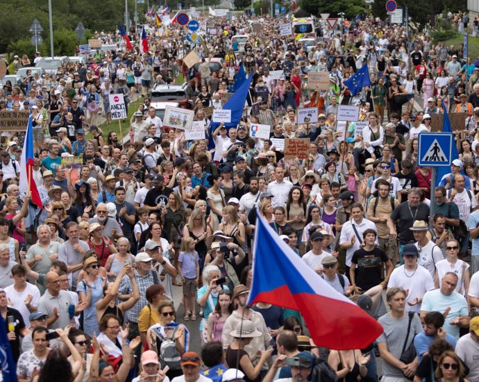 czech-public-media-staff-strike,-citing-government-threat-to-independence