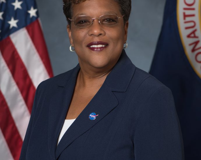 dr.-wanda-peters