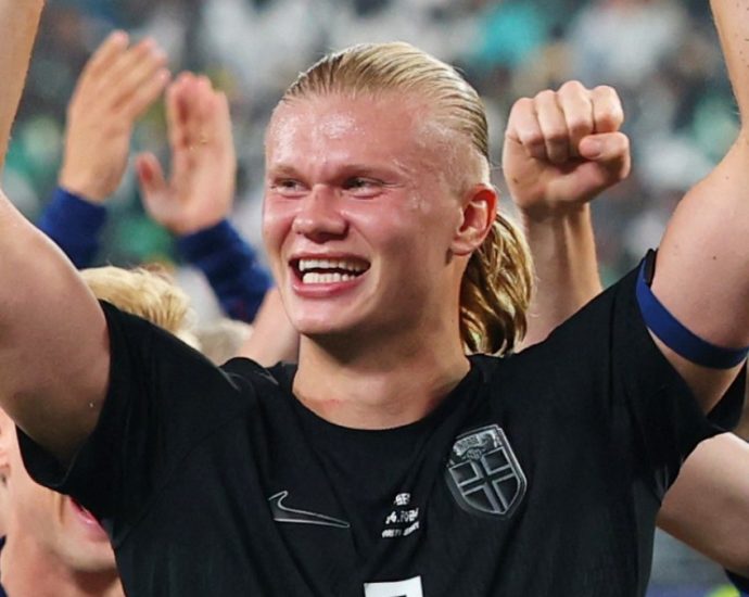 haaland-scores-two-as-norway-beat-senegal-3-2,-enter-world-cup-knockouts