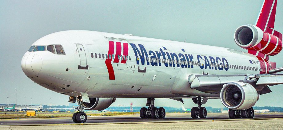 is-it-true-that-the-mcdonnell-douglas-md-11’s-tail-engine-has-a-fan?