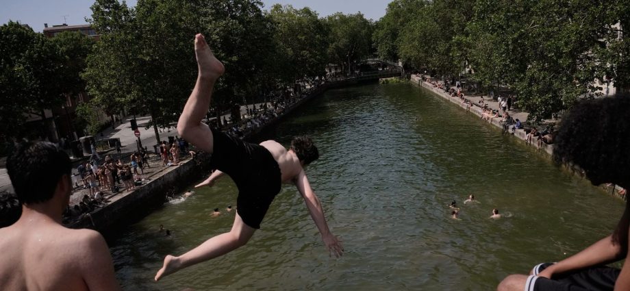 europe-is-baking-as-france-reports-at-least-45-deaths-related-to-the-heat