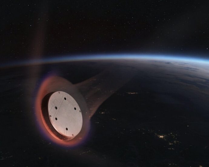SpaceX Has Successful Starfall Demo