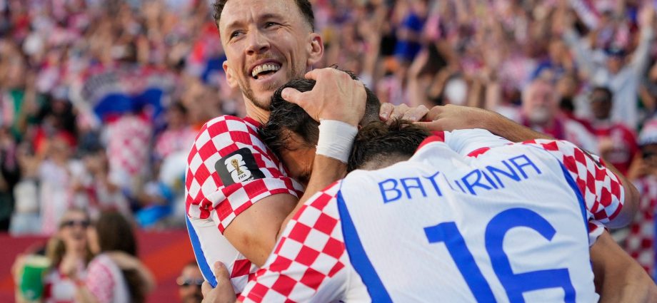 budimir-gives-croatia-a-1-0-win-to-eliminate-panama-from-the-world-cup