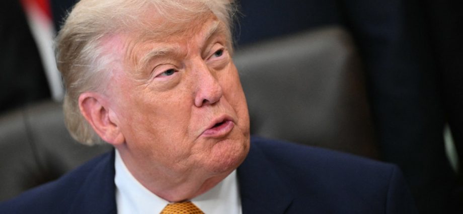 angry-the-traitor-seethes-at-media-as-fox-drops-truly-humiliating-poll-data