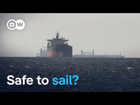 ships-begin-evacuating-strait-of-hormuz-despite-ongoing-risks-|-dw-news